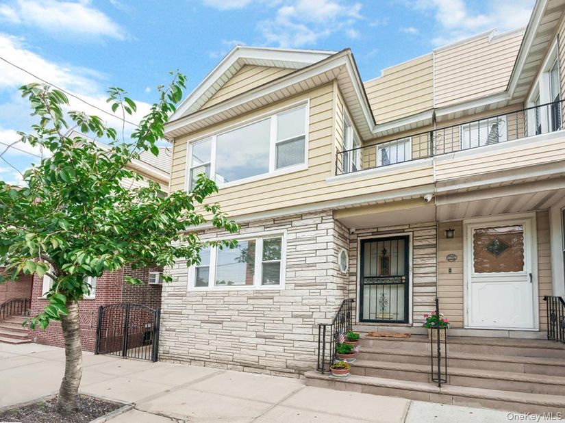 7805 83rd Street, Glendale NY 11385