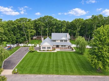 7 Sander Court