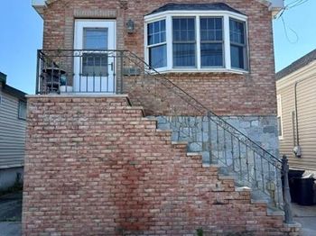 1424 Cross Bay Boulevard