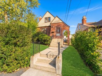 196 Hillside Avenue