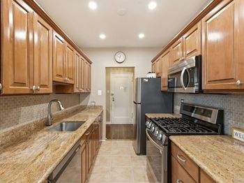 162-41 Powells Cove Boulevard
