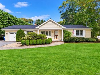 12 Birchwood Lane