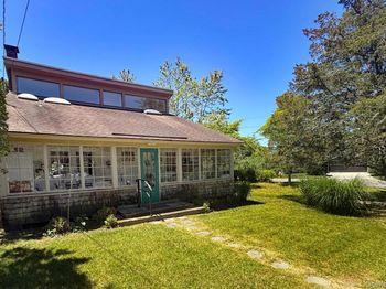 30 Edgemere Drive