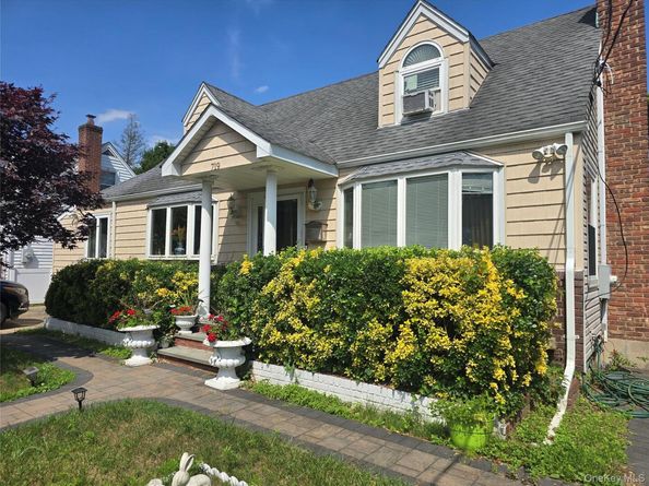 719 Oriole Avenue, West Hempstead NY 11552
