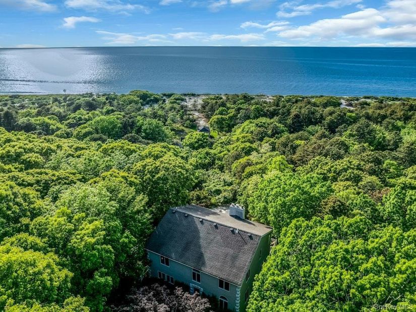 3645 Soundview Avenue, Peconic NY 11958