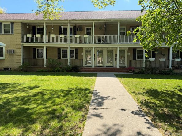 67-44 223 Place A, Bayside NY 11364