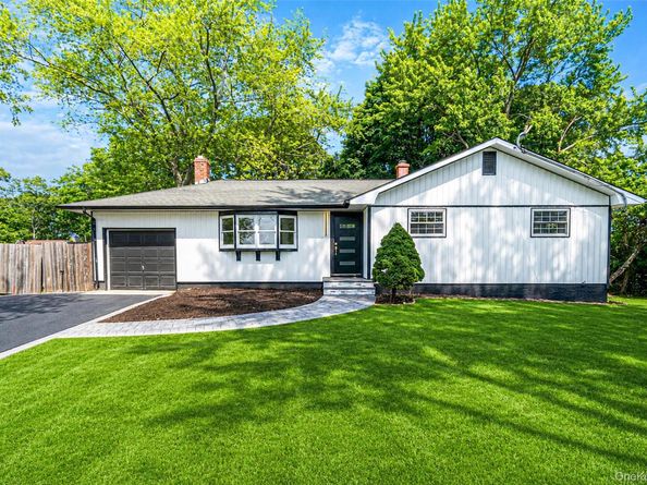 267 Woodhull Avenue, Port Jefferson Station NY 11776