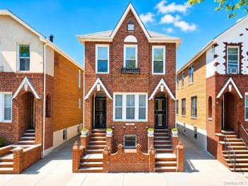 2118 E 27th Street