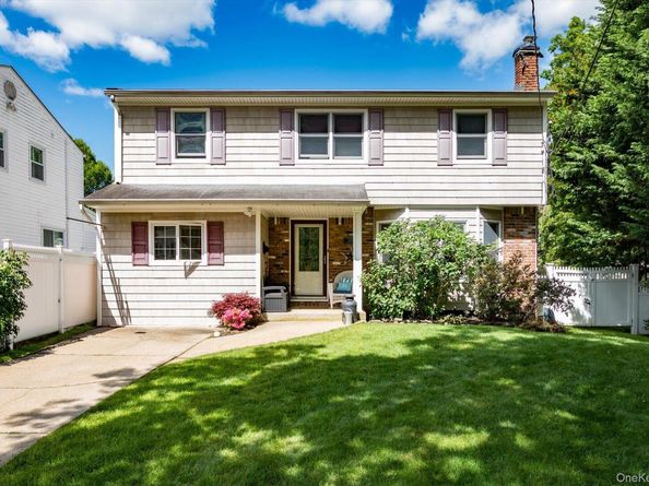 1400 Wagner Street, Wantagh NY 11793