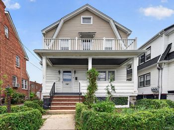 38 Lee Avenue