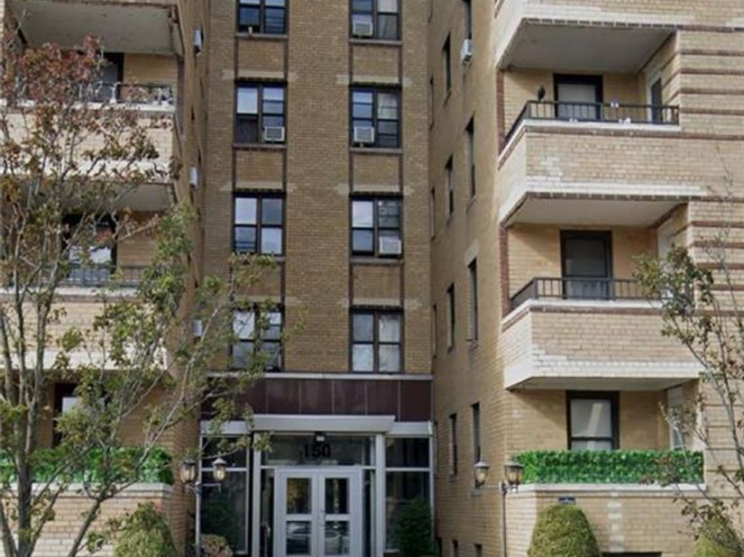 150 West End Avenue 3B, Brooklyn NY 11235