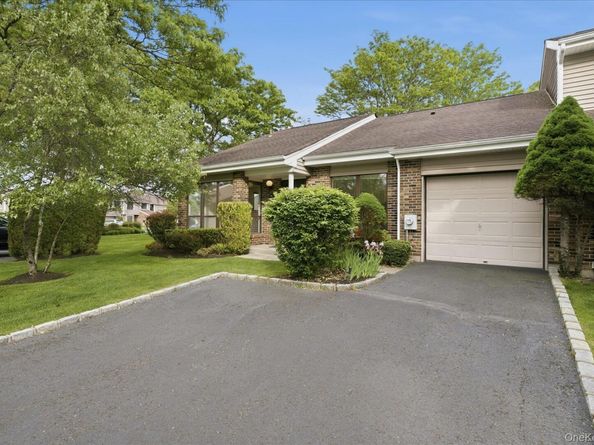 79 S Pond Lane, Smithtown NY 11787