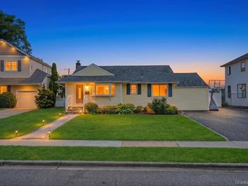 83 E End Avenue