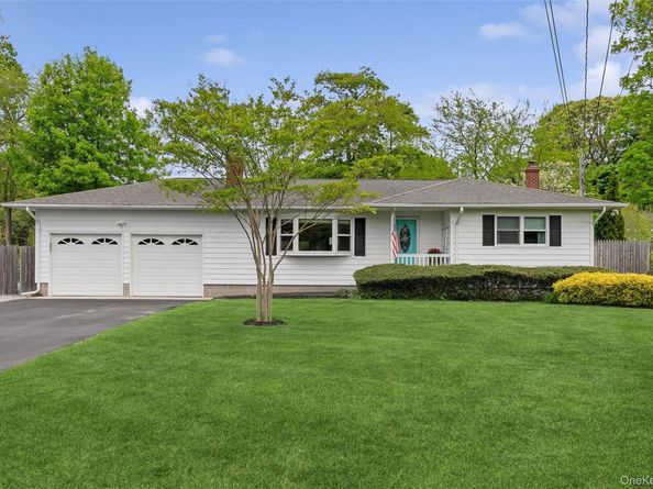 89 Woodlawn Avenue, East Moriches NY 11940