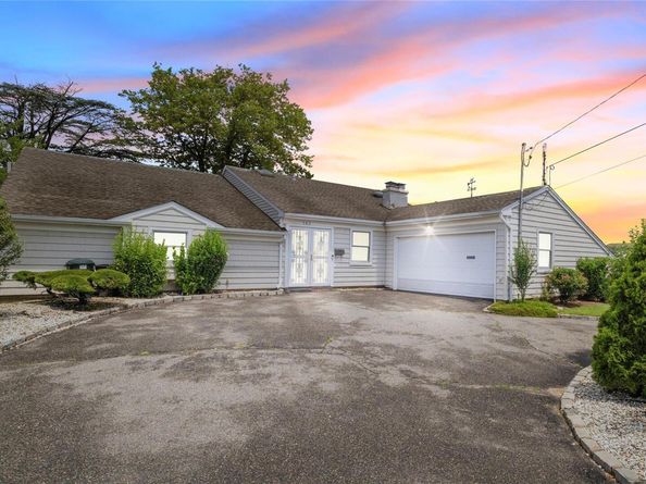 163 Mott Street, Oceanside NY 11572