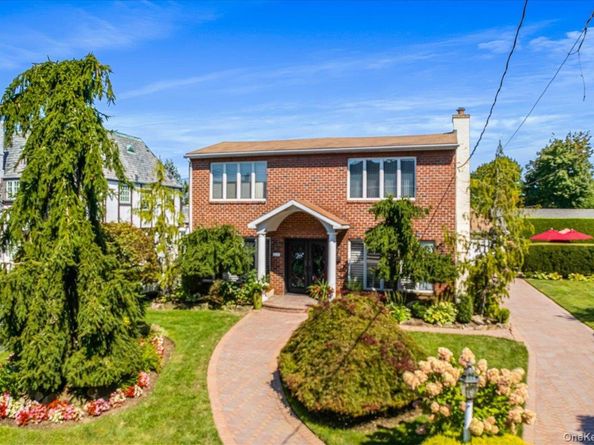 2957 214th Place, Bayside NY 11360