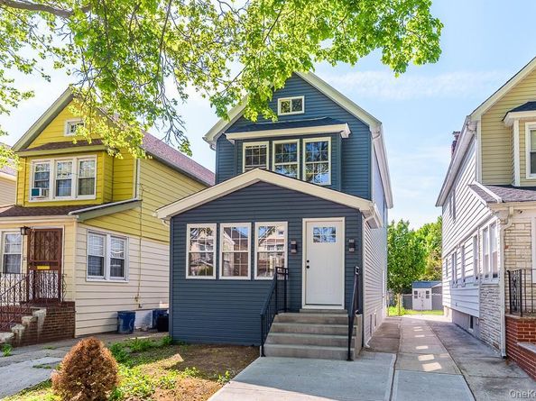 10916 221st Street, Queens Village NY 11429