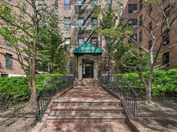 139-09 84 Drive