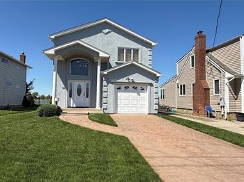 50 Island Parkway N