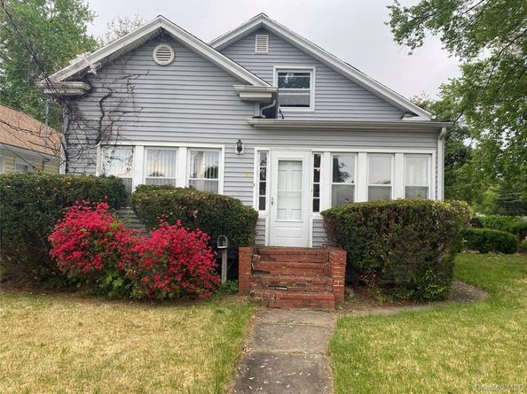 32 Rosemont Boulevard, White Plains NY 10607