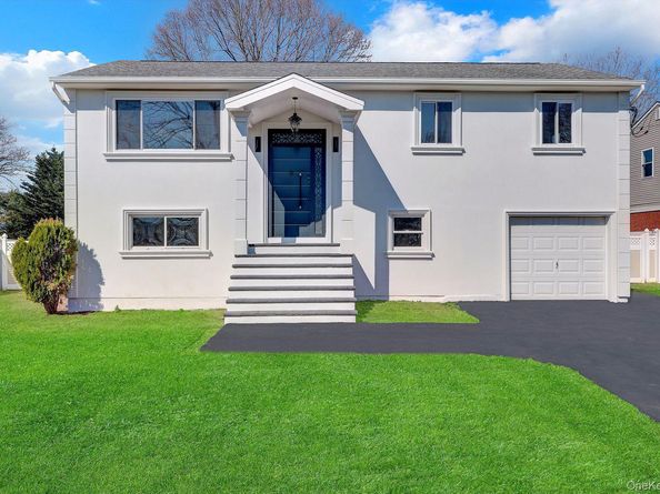116 Southern Boulevard, Hauppauge NY 11788