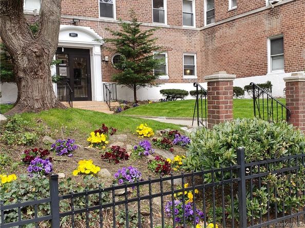 811 Bronx River Road 1 C, Bronxville NY 10708