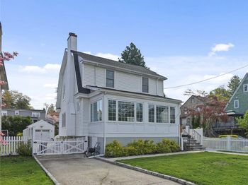 11 Westwood Avenue