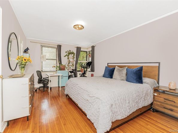 306 E Mosholu Parkway S 1D, Bronx NY 10458