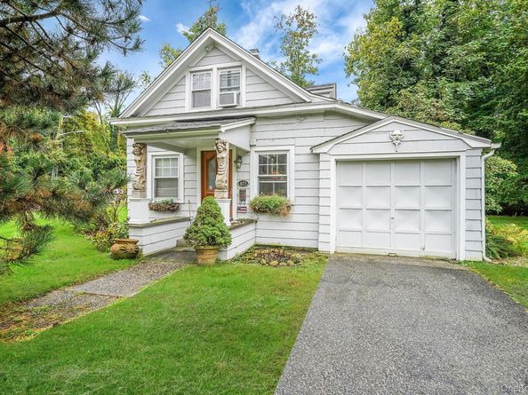 427 Park Avenue, Huntington NY 11743