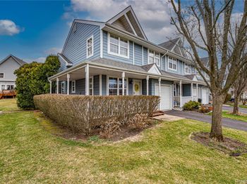83 Broadlawn Drive