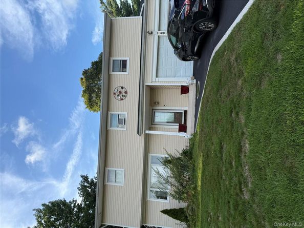 45 Rush Street, Port Jefferson Station NY 11776