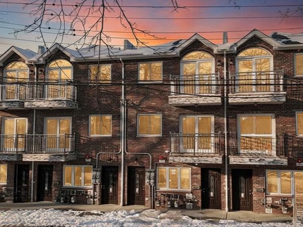 104-49 49th Ave, Corona NY 11368