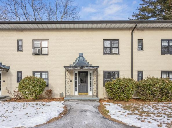 25 Manchester Road B23, Eastchester NY 10709