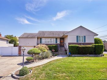 3373 Lawrence Avenue