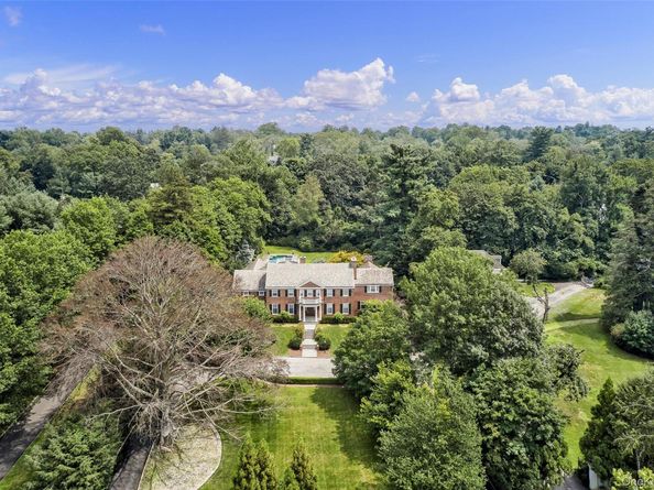 8 Cooper Road, Scarsdale NY 10583