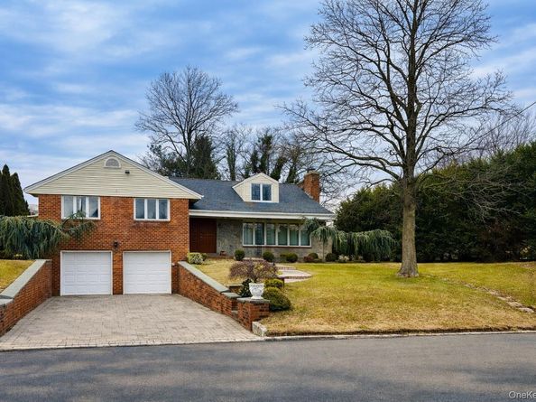 216-29 28th Avenue, Bayside NY 11360