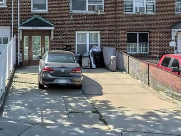 9604 Astoria Boulevard, East Elmhurst NY 11369