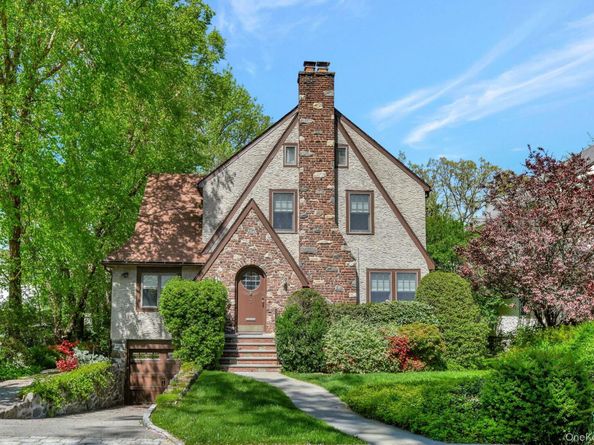 7 Poplar Road, Larchmont NY 10538