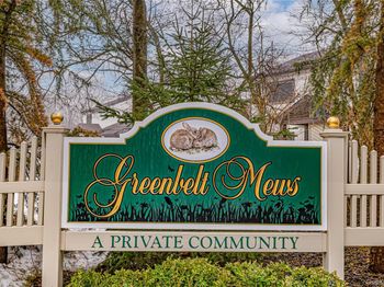 12 Blue Point Road E