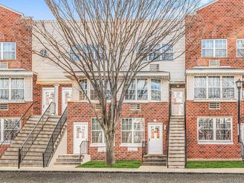 210 Sunset Boulevard