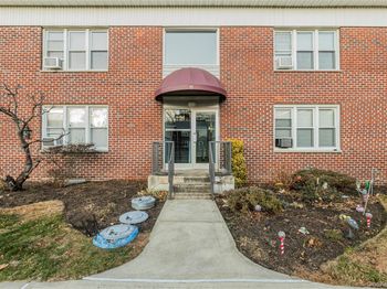 15 Winchester Avenue