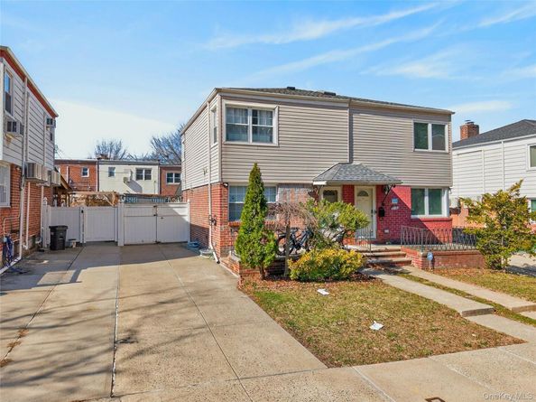 69-20 199th Street, Fresh Meadows NY 11365