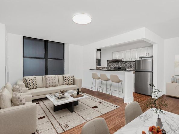 581 Academy Street GLE, New York (Manhattan) NY 10034