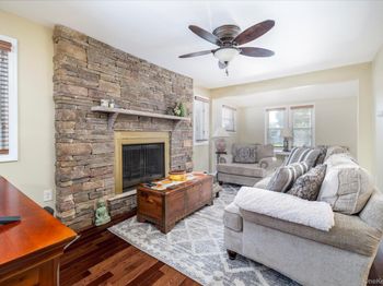 2989 Grand Boulevard