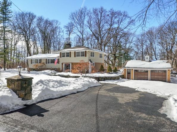 55 Hoags Cross Road, Ossining NY 10562