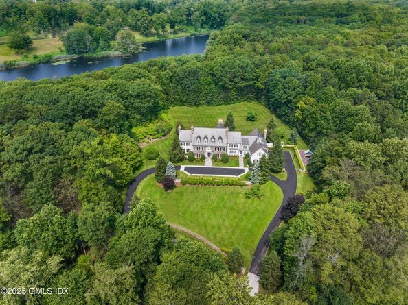 62 Summersweet Lane, New Canaan CT 06840