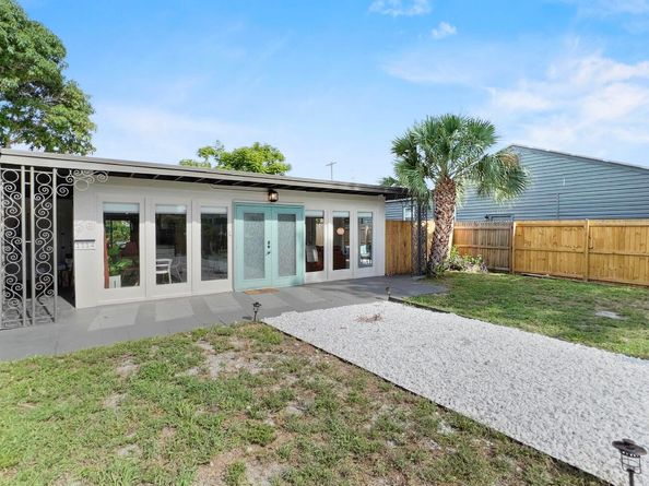 1114 N M Street, Lake Worth Beach FL 33460