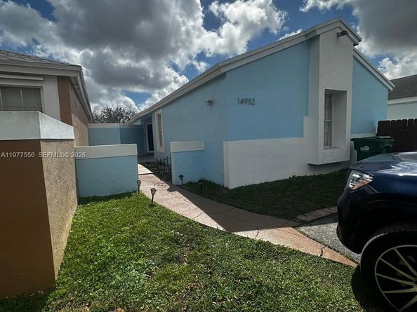 14952 SW 75th Terrace, Miami FL 33193