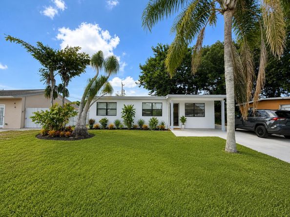5656 Maypop Road, West Palm Beach FL 33415