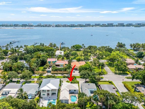 1023 S Palmway, Lake Worth Beach FL 33460